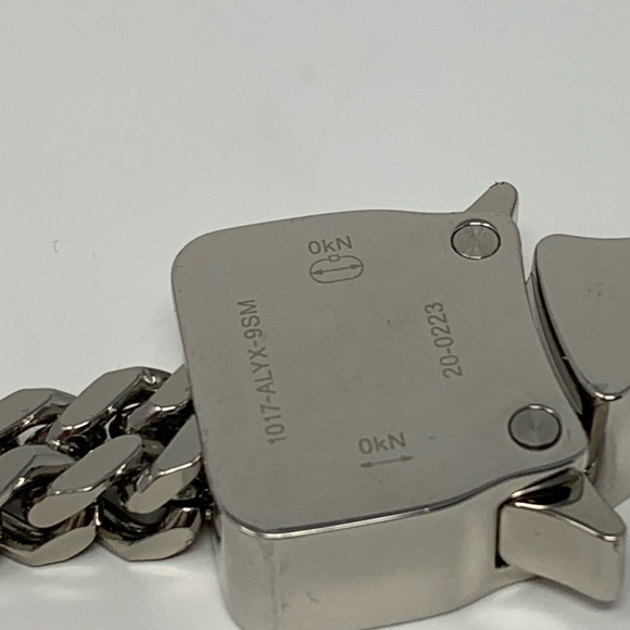 1017 ALYX 9SM Crafts Choker-Styled Cubix Chain Necklace - Picture 7 of 9